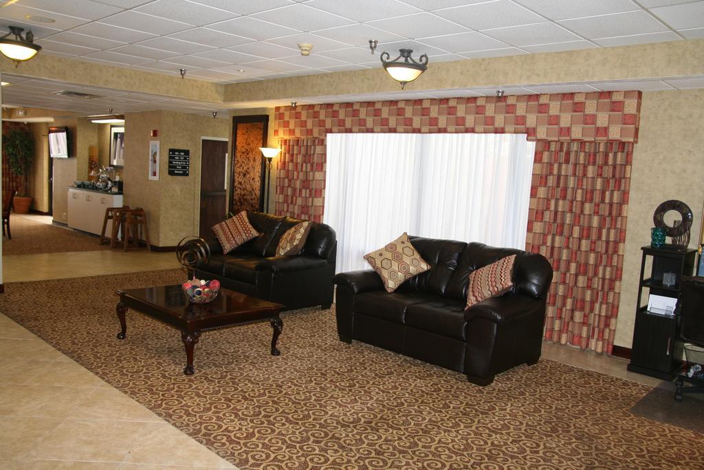 Rome Inn And Suites Exterior foto